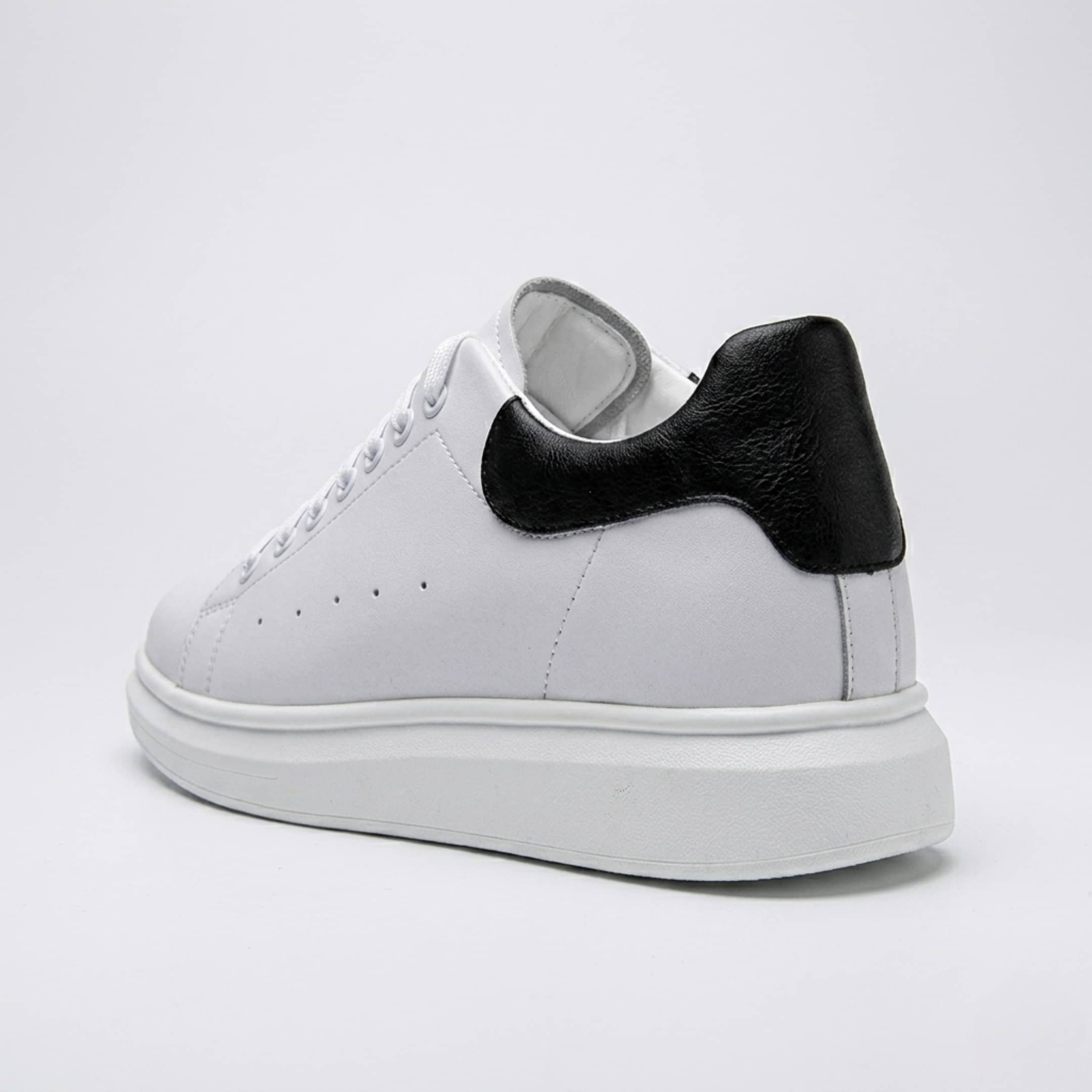 FORCIANO AURAS white elevator sneakers with leather upper, rear side angle view.