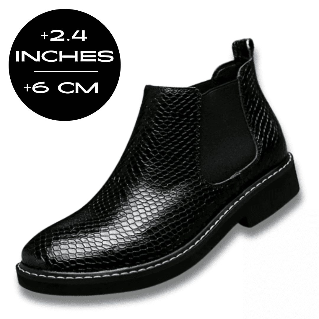 FORCIANO CROXTON black textured leather elevator boot in a front three-quarter view with an up to 6 cm / 2.4" height graphic.